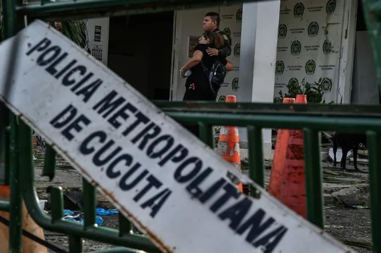 Car Bomb Explodes Outside Police Station in Los Patios; Police Blame ELN