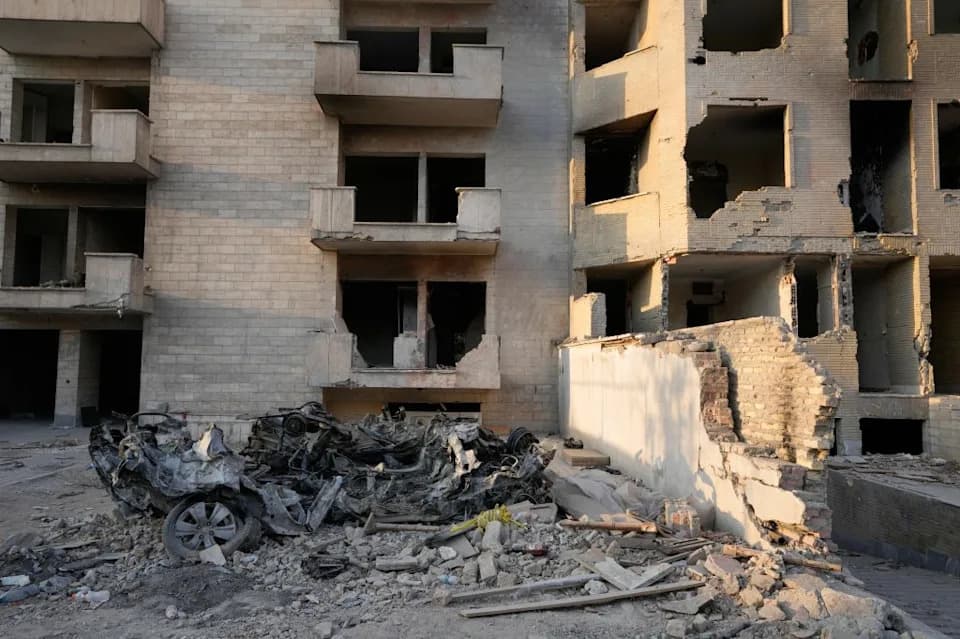Seven U.S. Embassies in the Middle East Warn of 'Unforeseen Escalation' After Renewed Strikes