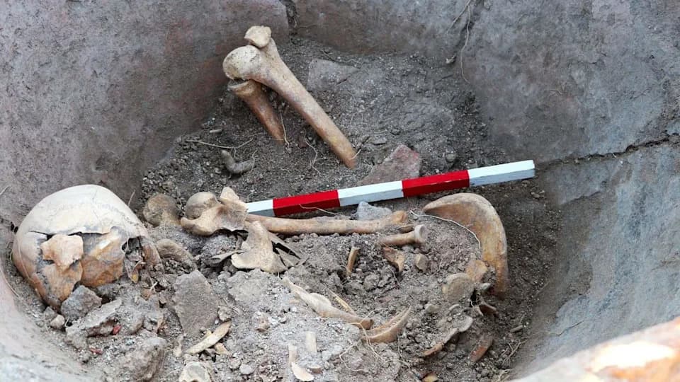 1,600-Year-Old Skeleton Found Inside Giant Roman Jar in Bulgaria — Likely Man Who Hid During Attack