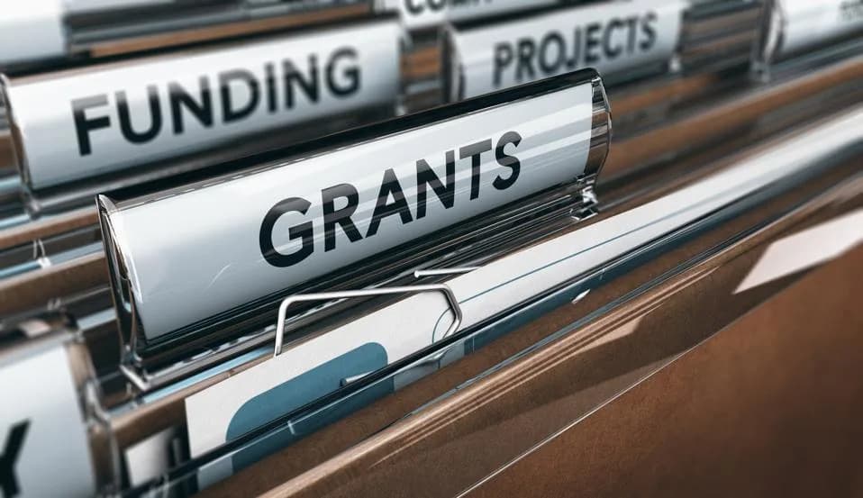 AHRQ Grantmaking Halted: Patient-Safety Research Stalled After Major Staff Cuts
