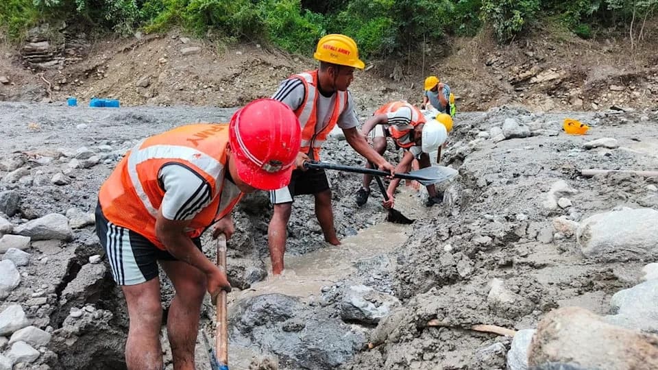 Ziplines and Cable Cars Used to Evacuate Residents After Devastating Nepal Mudslides and Floods