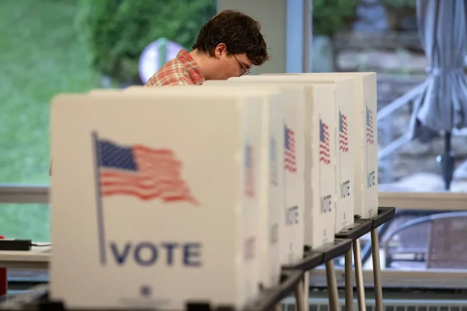 DHS Deploys Federal Agents to Cross‑Check Voter Rolls Ahead of 2026 Midterms — Critics Warn of False Positives
