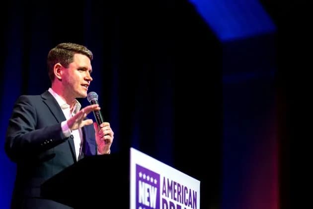 Trump Lobs Bizarre Diet Insult at Democratic Rising Star James Talarico — Polls Still Favor Him