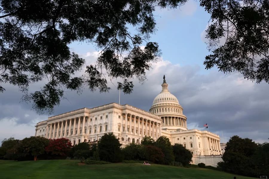 Nearly 90% of Americans Say Government Corruption Is Widespread, Gallup Finds — Record High