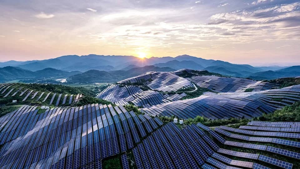 China’s Installed Solar Capacity Overtakes Coal for First Time — A Milestone With Limits