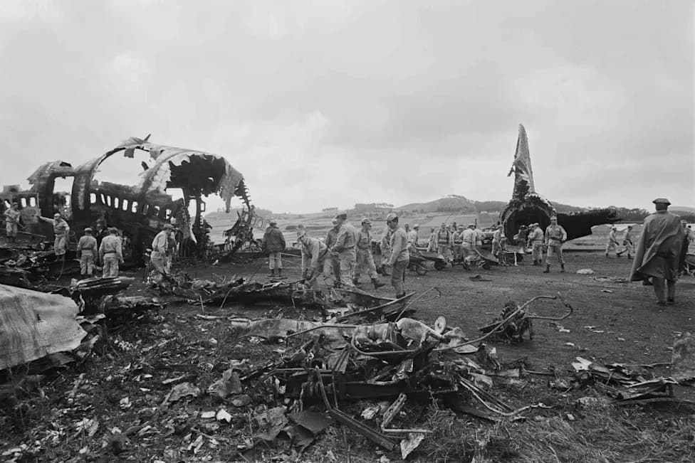 Tenerife 1977: How a Radio Miscommunication Claimed 583 Lives and Transformed Aviation Safety