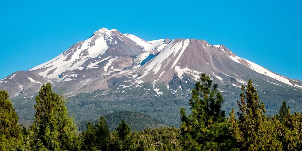 Google Gemini-Guided Hike Ends in Rescue on Mount Shasta — Officials Warn Against Relying Solely on AI
