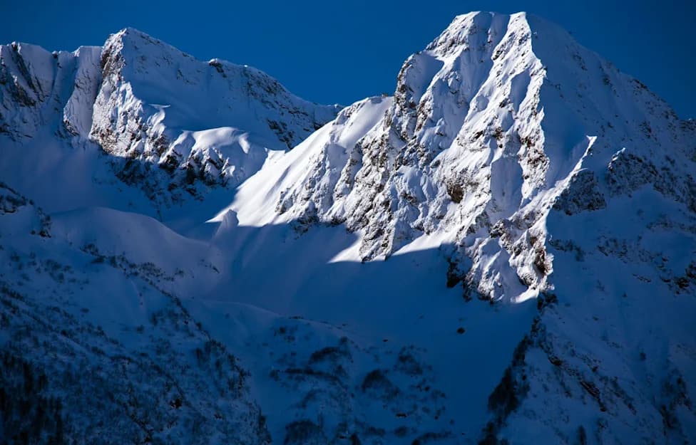 At Least 11 Killed in Avalanche on Mount Mizhirgi in Russia's North Caucasus