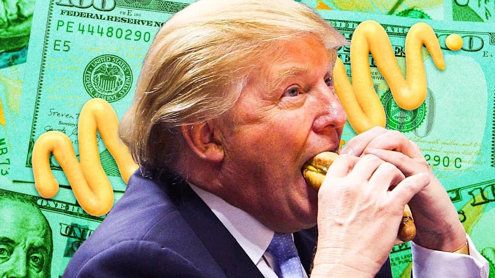 Trump Allegedly Orders Hot Dogs for Secret Service — Then Has His Club Bill Taxpayers