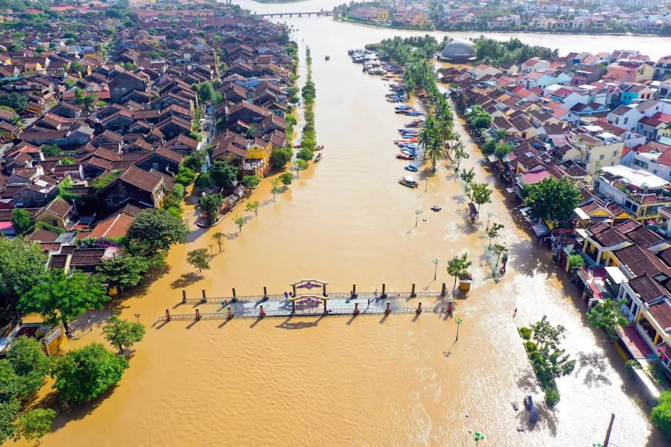 These Low‑Lying Nations Could Be Submerged — 600,000 People Face Relocation