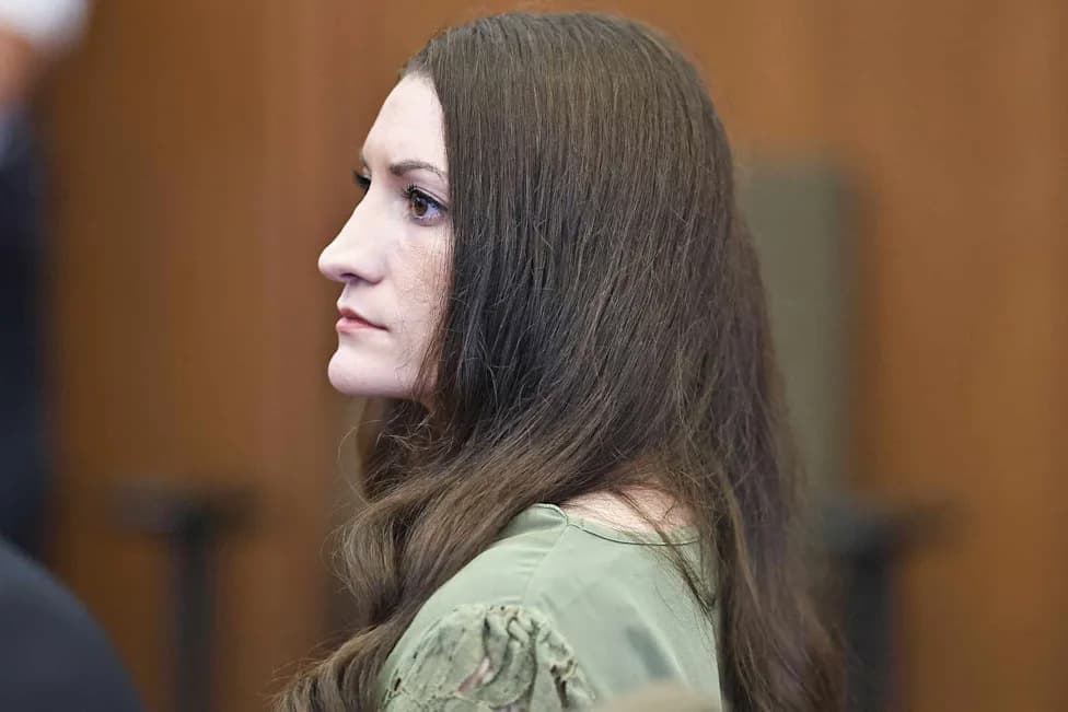 GoFundMe for Lindsay Clancy’s Parents Boosts Goal to $3M After Mistrial