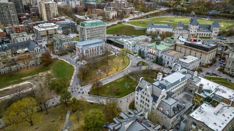 Canada Courts U.S. Scientists as 'Hostile' Research Climate Drives Talent North