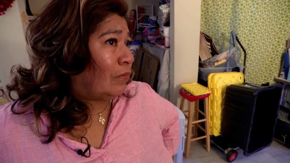 Salvadoran TPS Holders Face Uncertainty As DHS Delays Decision