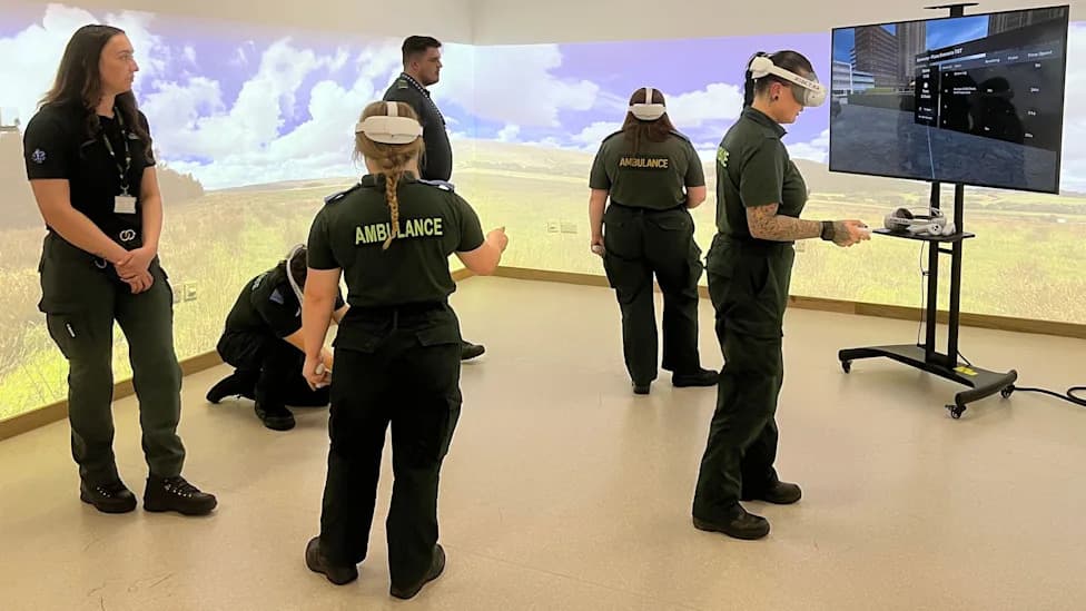 Huddersfield Student Paramedics Use VR To Rehearse Mass-Casualty Incidents