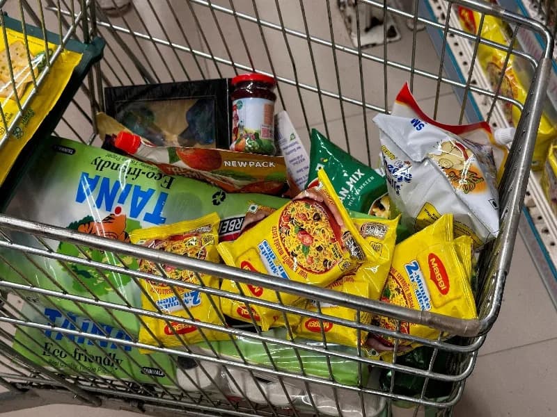 India Signals One-Step Rollout of Tough 'Red Hexagon' Food Warnings, Raising Stakes for Big Food