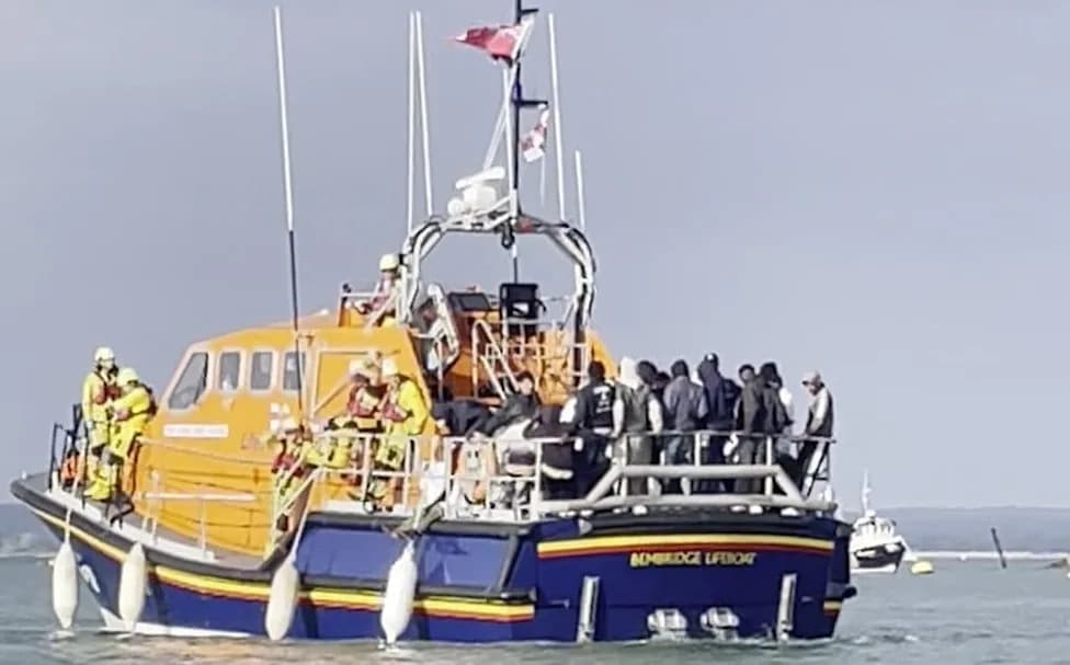 RNLI Urges Volunteers To Remove Badges After Abuse Over Channel Migrant Rescue