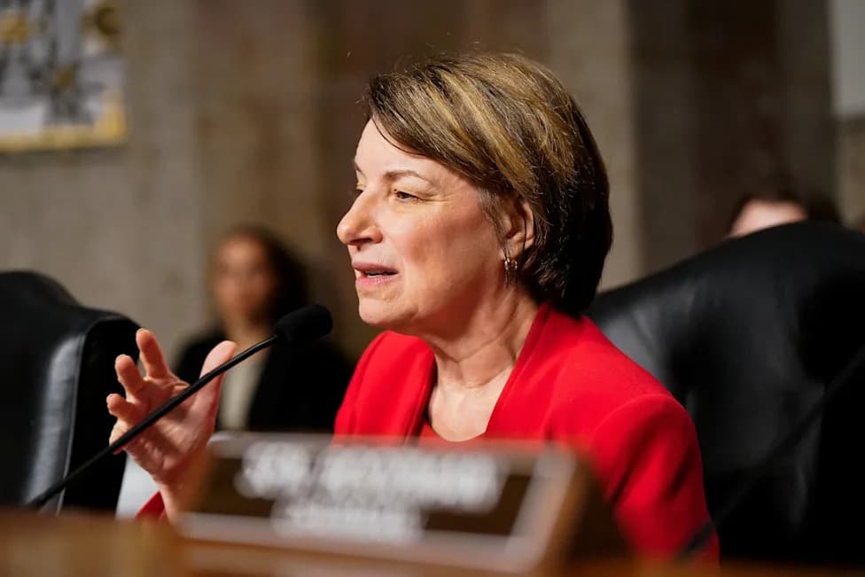 Bipartisan AI Safety Bill Nears Introduction as Progressives Push Tougher Limits