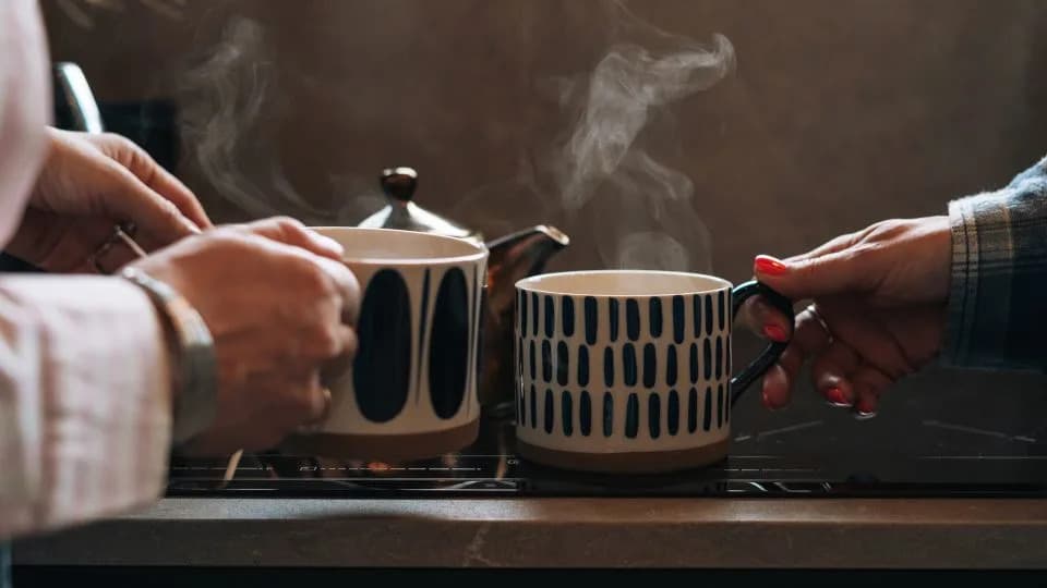 Very Hot Coffee and Tea May Triple Risk Of Esophageal Cancer, Largest UK Study Finds
