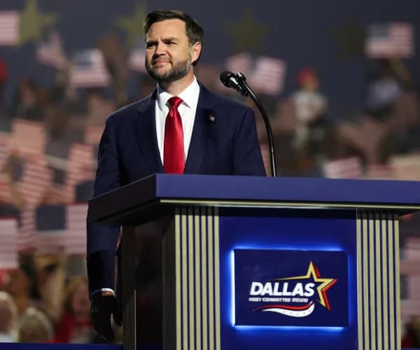 JD Vance Sparks 'JD 48' Chants in Dallas; Speech Seen as Opening Move Toward 2028 Bid