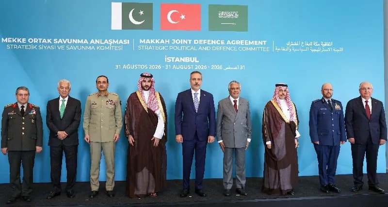 Pakistan's Tightrope: Mediator Role Strained as Saudi-Houthi Fighting Tests Defence Pact