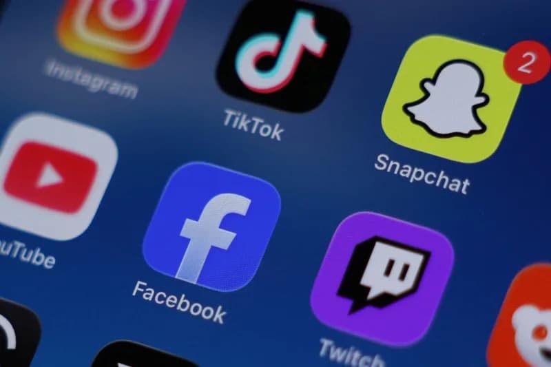 California Enacts 'Adam's Law' — Bars Addictive Social Features For Under‑16s, Bans AI Chatbot Toys