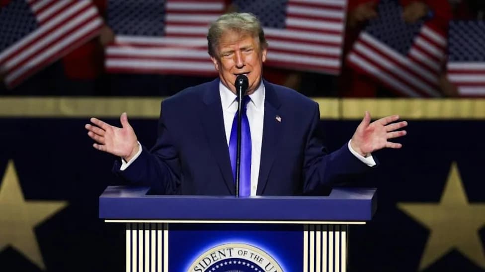Report: Trump’s $45,000 Cash Gifts to Aides May Have Breached Federal Ethics Law