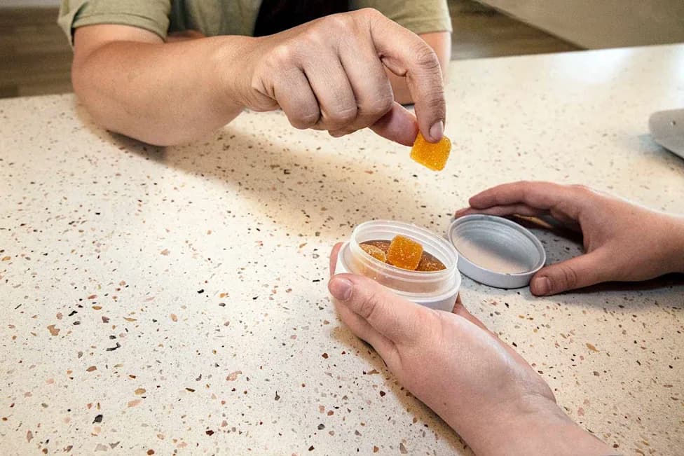 Four San Antonio Students Hospitalized After Eating Suspected THC Gummies; Investigation Underway