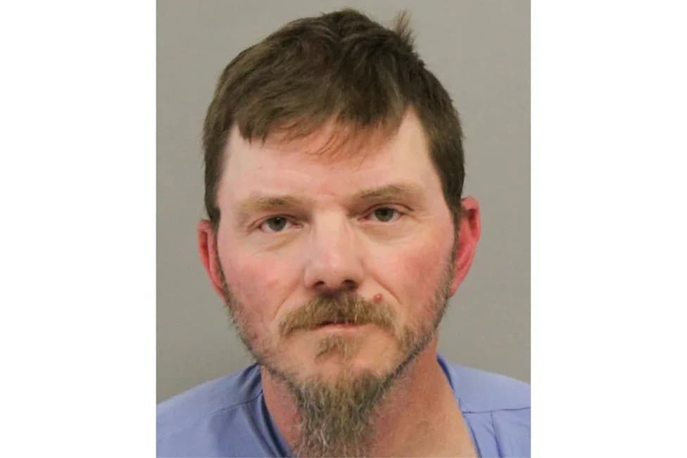 Tulsa Man Arrested After Allegedly Removing 1-Year-Old From Walmart Shopping Cart — Mother Recovered Child