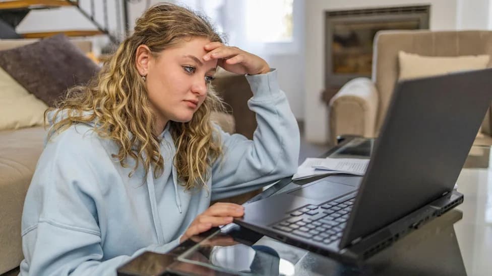 UK Government to Improve Clarity on Student Loans — But Stops Short of Major Reforms