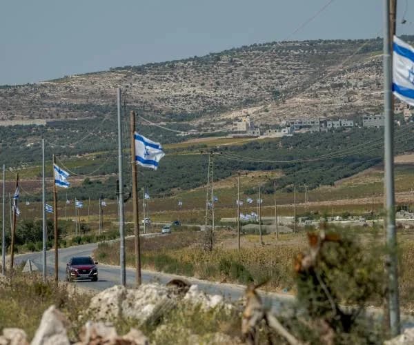 U.S. Pro‑Israel Group Opens Whistleblower Hotline to Flag British Firms Cutting Ties After U.K. Settlement Ban