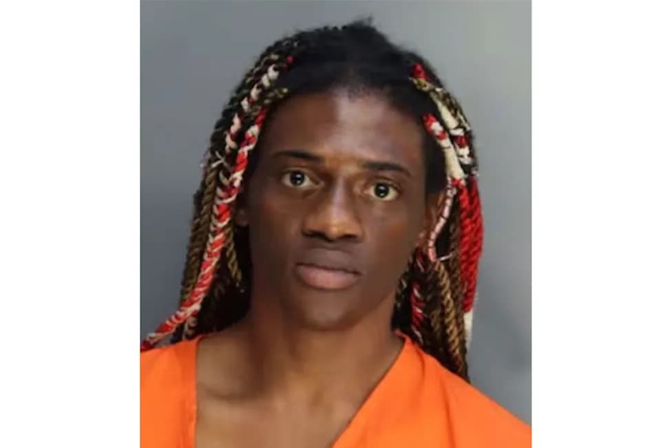 25-Year-Old Arrested After Allegedly Hiding Under Couple’s Hotel Bed at Provident Doral