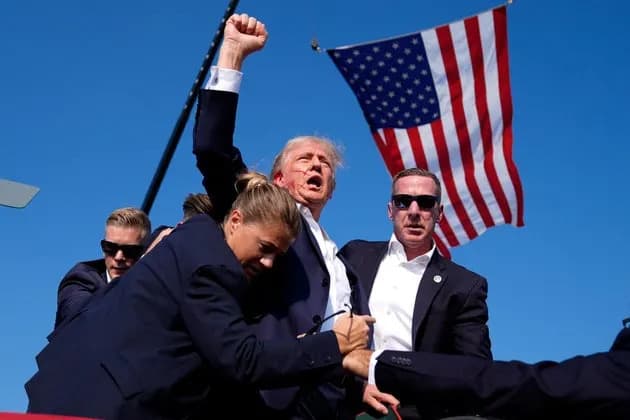 New Report: Photo-Rights Dispute Also Drove Trump White House’s AP Ban