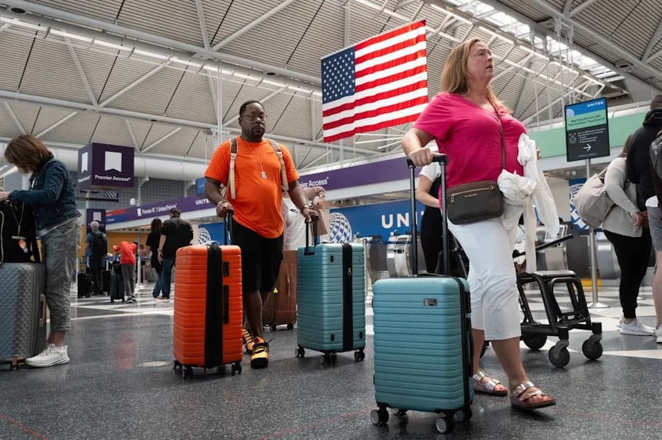 U.S. Citizenship Renunciations Surge to Highest Level Since 2020 Amid FATCA Burdens and Fee Cut