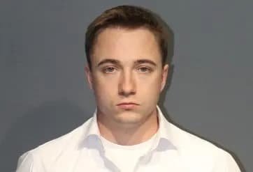 Trump Pardons Former Navy Sailor Sentenced to 20 Years for Unregistered Machine Guns
