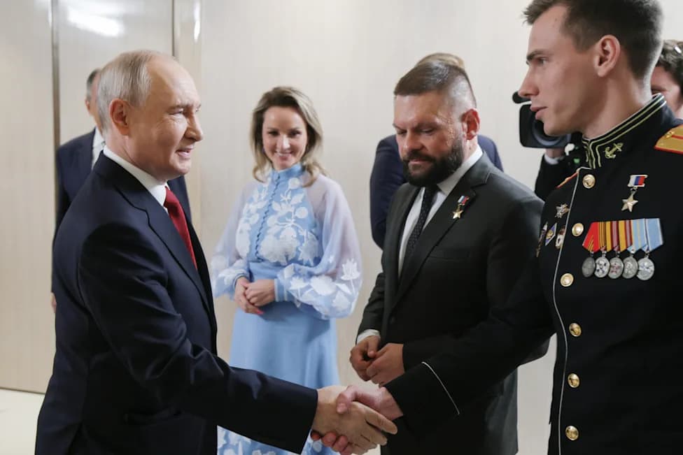 Russia Showcases Ukraine Veterans In Wartime Duma Campaign — Symbolism Over Real Power?