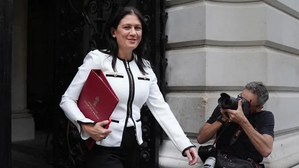 Lisa Nandy Pledges Tougher Action on Doxxing After RNLI Volunteers Targeted Online