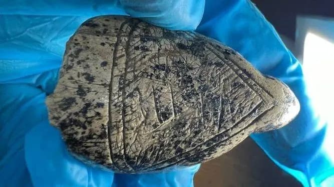 Mammoth Tusk Growth Lines Guided Ice Age 'Venus' Carvings, New Study Finds