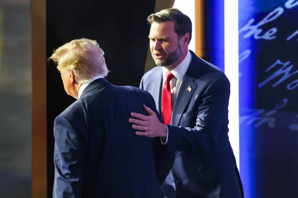 Report: JD Vance Sought Meeting With Hillary Clinton’s 2016 Team to Warn About Trump