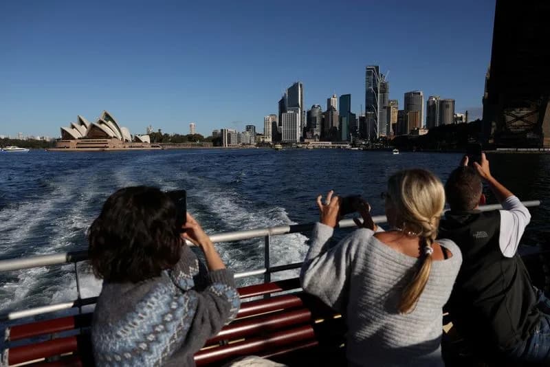 Australia to Bar International Students From Bringing Partners and Children; Migration Cap Set at 225,000 by 2028