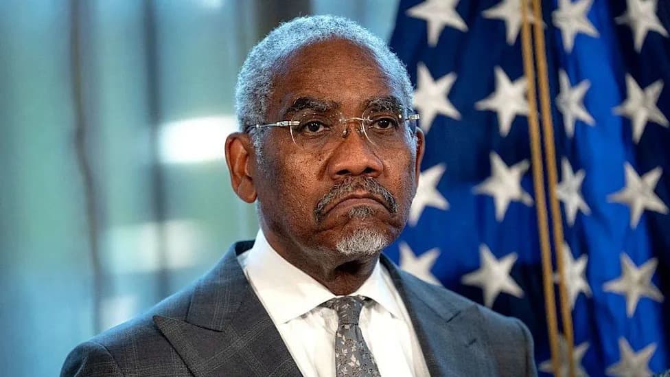 Top House Democrat Refuses to Back $2.8bn Sale of 2,000lb Bombs to Israel