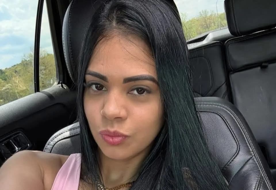 ICE Detains Massachusetts Woman After Fiancé Called 911 During Mental-Health Crisis