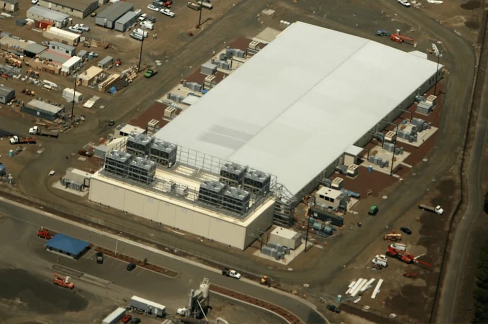 Who Should Pay for AI Data Centers’ Power? House Bill and State Rules Push Costs to Large Users
