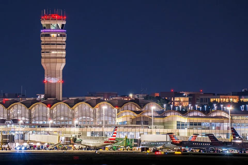 Drone Report Briefly Halts Departures at Reagan National Airport; No Drone Yet Confirmed