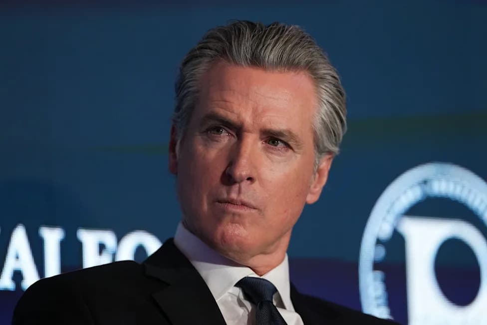 Newsom Weighs Special Session, Executive Action on AI Safety as California Presses Forward