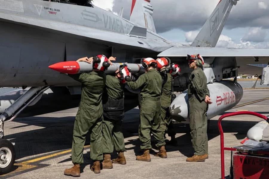 Pentagon, Lockheed Sign Framework to Rapidly Scale AIM‑260 JATM Production