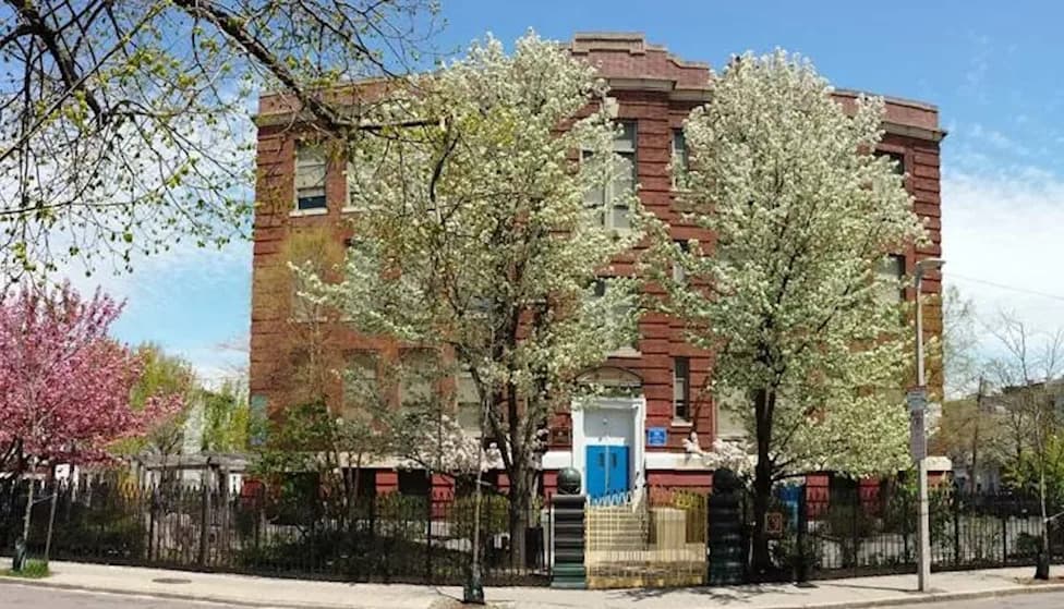 Boston Retrofits 1905 Otis School With Air Conditioning, Giving 400 Students Their First Cool September