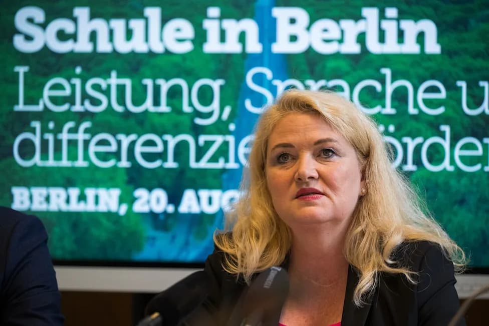Police Search Home of AfD Lead Candidate's Aide Days Before Berlin Vote; Items Seized for Forensic Analysis