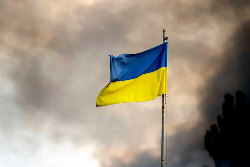 Glide Bomb Strike Kills Two in Sumy, Wounds Seven, Officials Say