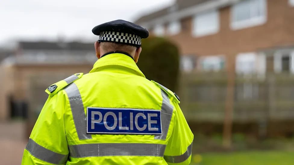 Parents Could Lose Benefits Or Face Rare Jail Terms Under Expanded 'Parenting Orders', Minister Says