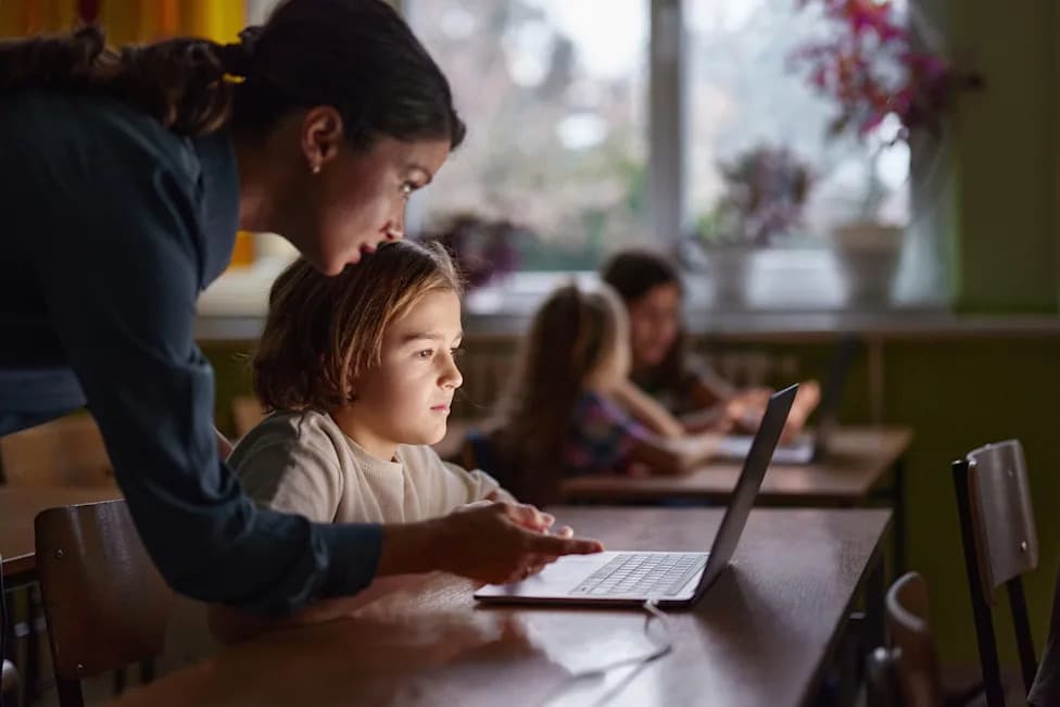 Gates Foundation Pledges $400M for AI in Schools — Teachers Warn It Could Widen Equity Gaps